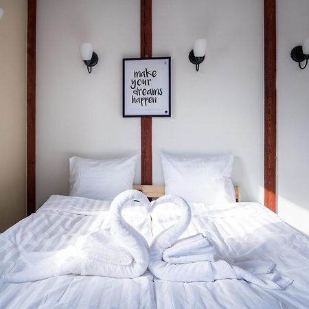 Dream Stay - Five Bedroom Penthouse In Old Town Talin Exterior foto