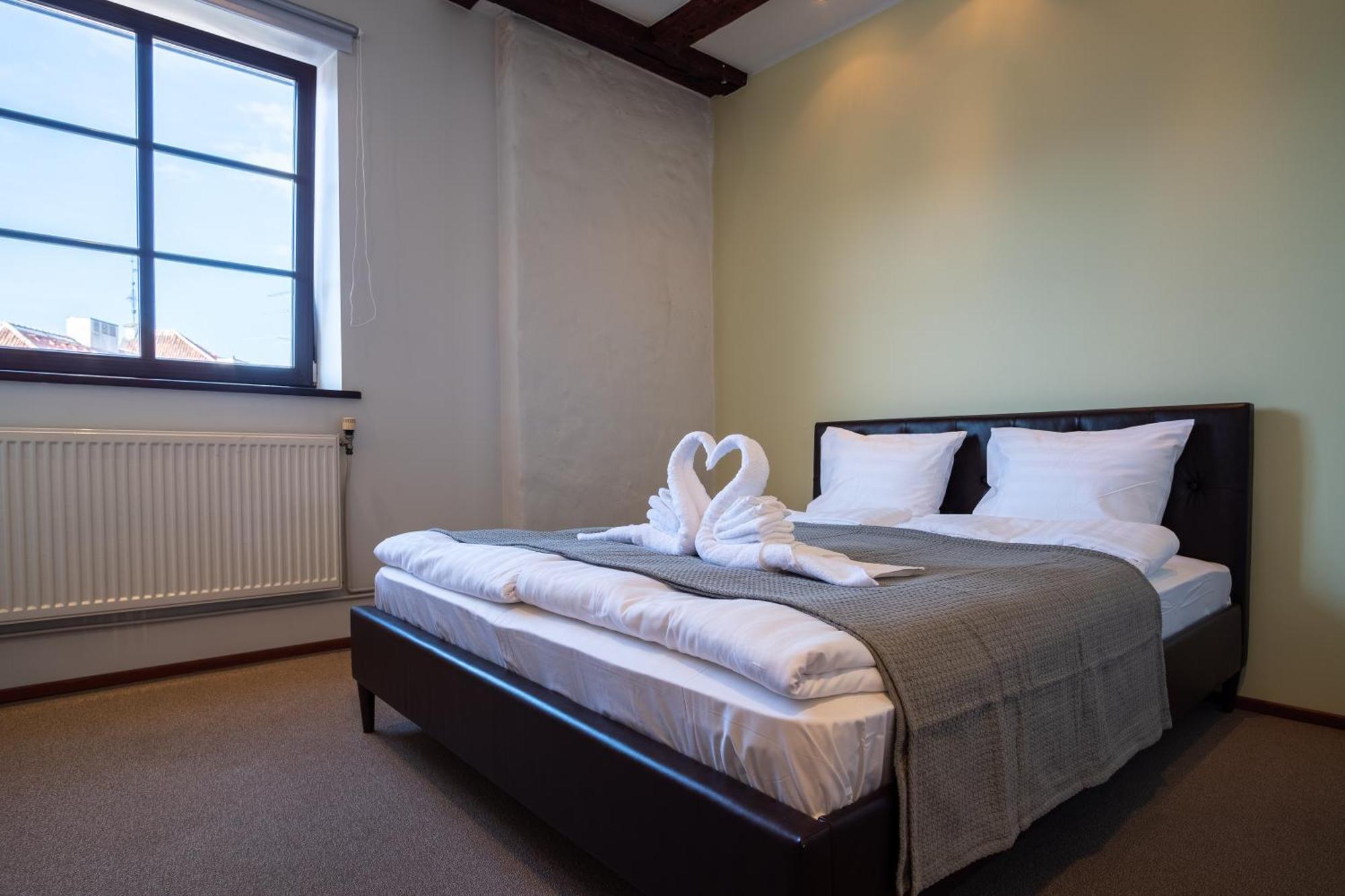 Dream Stay - Five Bedroom Penthouse In Old Town Talin Exterior foto