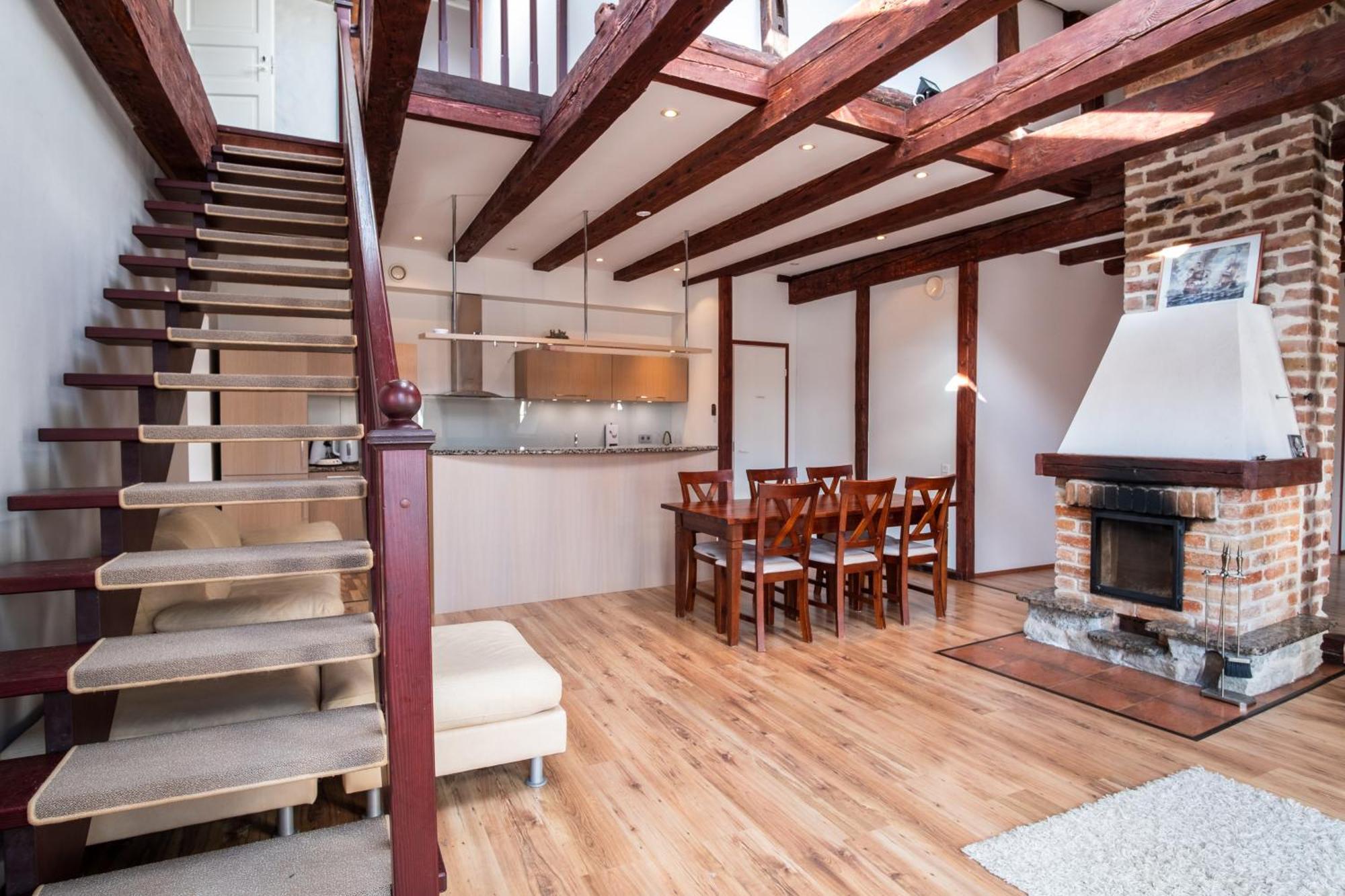Dream Stay - Five Bedroom Penthouse In Old Town Talin Exterior foto